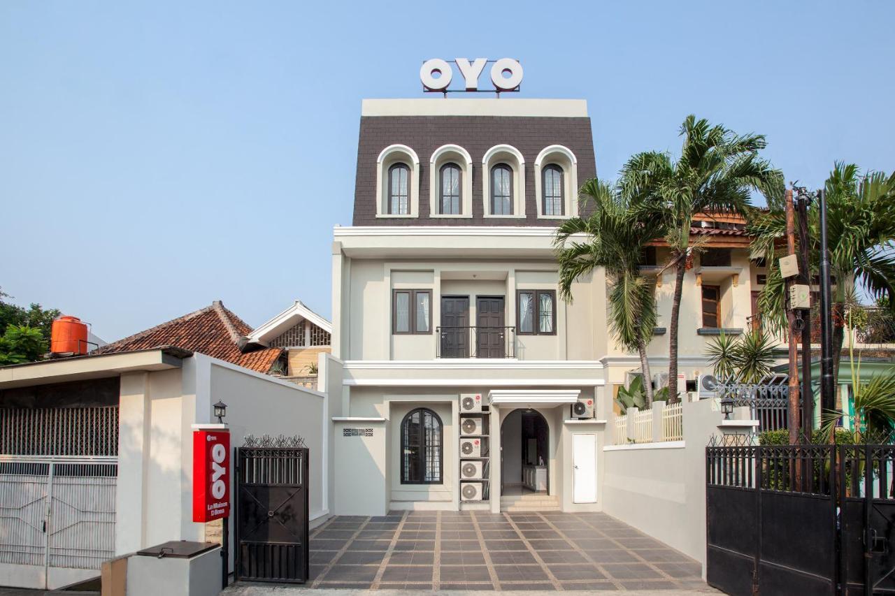 Oyo 105 La Maison D Ilona Cakarta Dış mekan fotoğraf