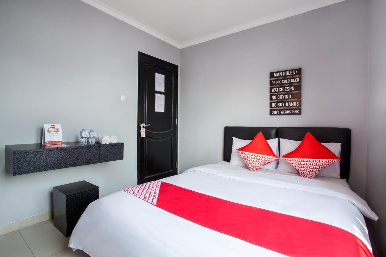 Oyo 105 La Maison D Ilona Cakarta Dış mekan fotoğraf